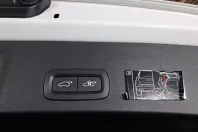 Volvo XC40 din 2021 cu 102.446 km - oferta VOL251008 - foto 27