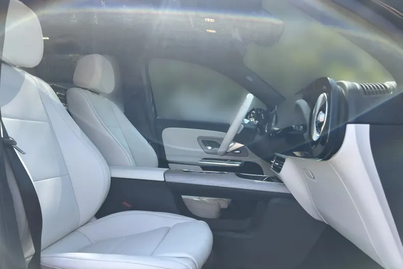 Mercedes-Benz GLB din 2026 cu 12 km - oferta MER251011 - foto 12