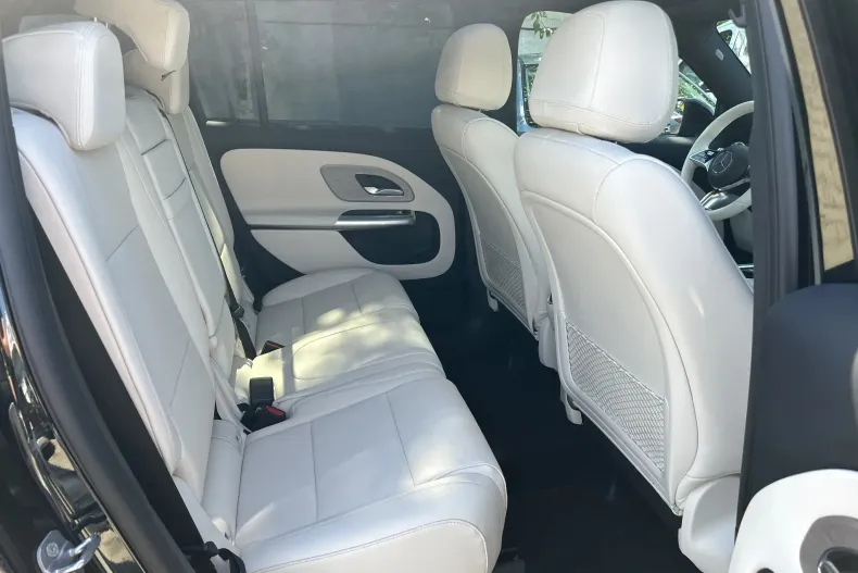 Mercedes-Benz GLB din 2026 cu 12 km - oferta MER251011 - foto 14