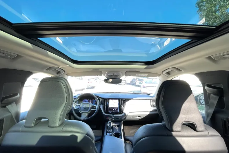 Volvo XC60 din 2021 cu 113.158 km - oferta VOL251012 - foto 7