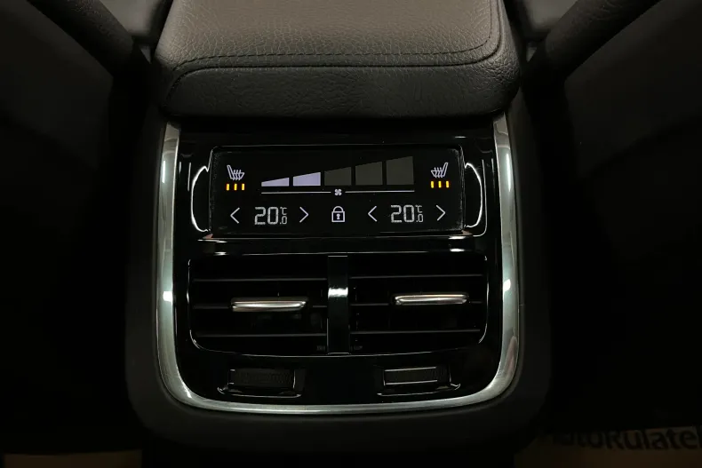 Volvo XC60 din 2021 cu 113.158 km - oferta VOL251012 - foto 23