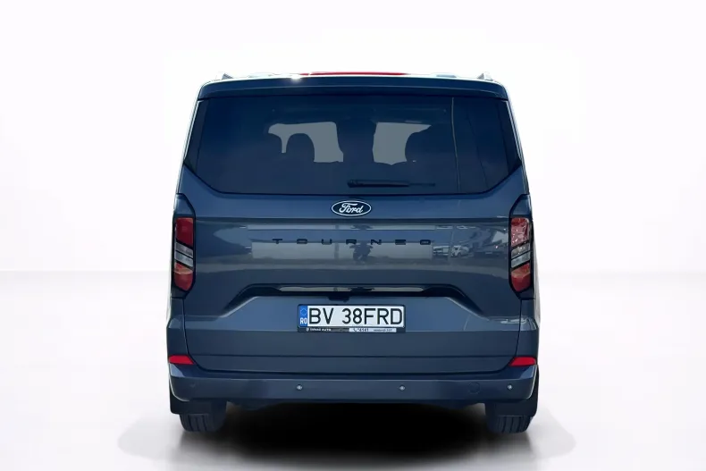 Ford Tourneo Custom din 2026 cu 1.200 km - oferta FOR251013 - foto 4