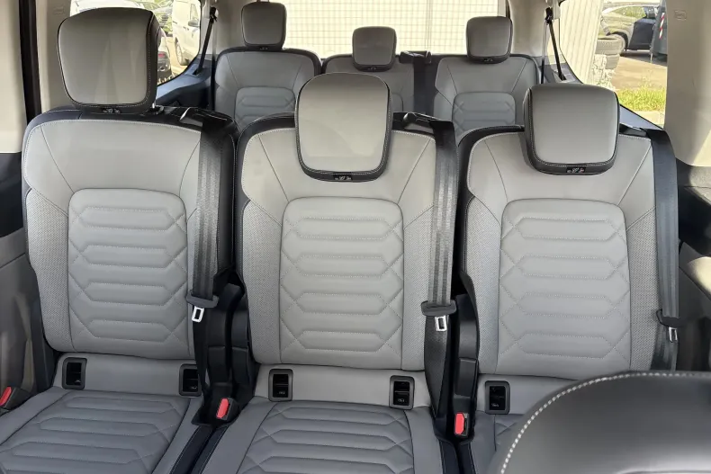 Ford Tourneo Custom din 2026 cu 1.200 km - oferta FOR251013 - foto 13