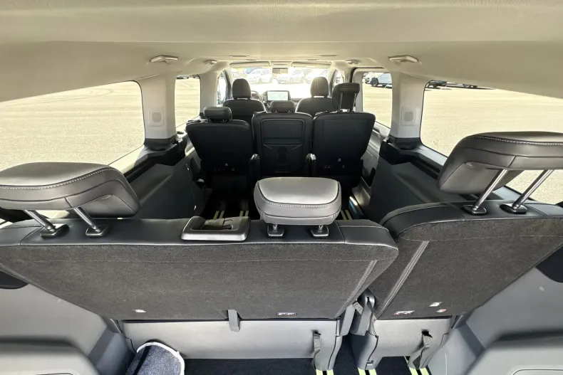 Ford Tourneo Custom din 2026 cu 1.200 km - oferta FOR251013 - foto 16