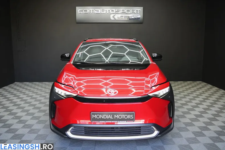Toyota bZ4X din 2022 cu 14.000 km - oferta TOY251030 - foto 2