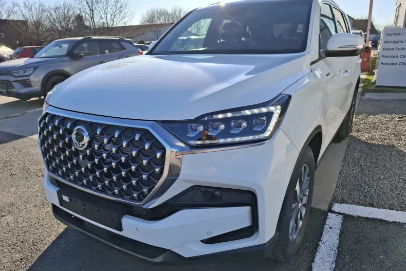 KGM Rexton din 2025 cu 7 km - oferta KGM251034 - foto 3