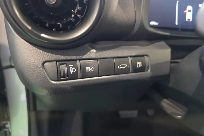 Toyota C-HR din 2024 cu 5.200 km - oferta TOY251035 - foto 24