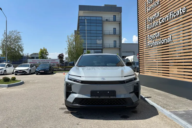 Toyota C-HR din 2026 cu 5 km - oferta TOY251039 - foto 5