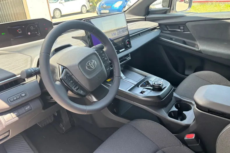 Toyota C-HR din 2026 cu 5 km - oferta TOY251039 - foto 15