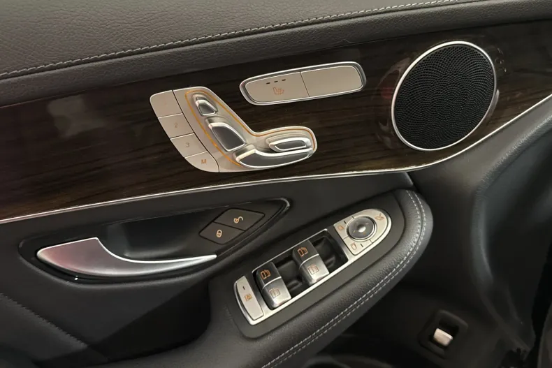 Mercedes-Benz GLC din 2022 cu 126.568 km - oferta MER251041 - foto 13