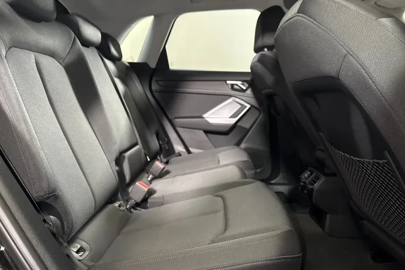 Audi Q3 din 2024 cu 39.630 km - oferta AUD251044 - foto 12