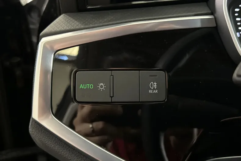 Audi Q3 din 2024 cu 39.630 km - oferta AUD251044 - foto 15