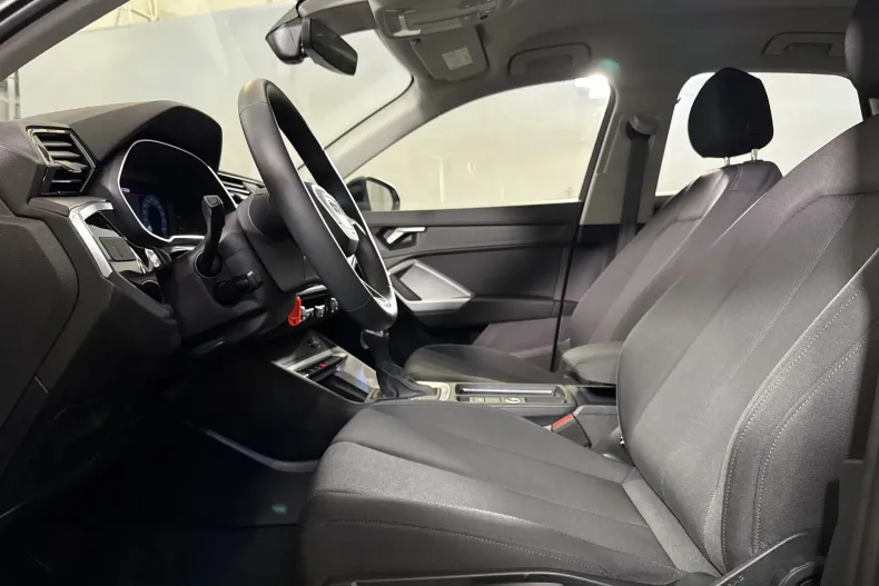Audi Q3 din 2024 cu 39.630 km - oferta AUD251044 - foto 20