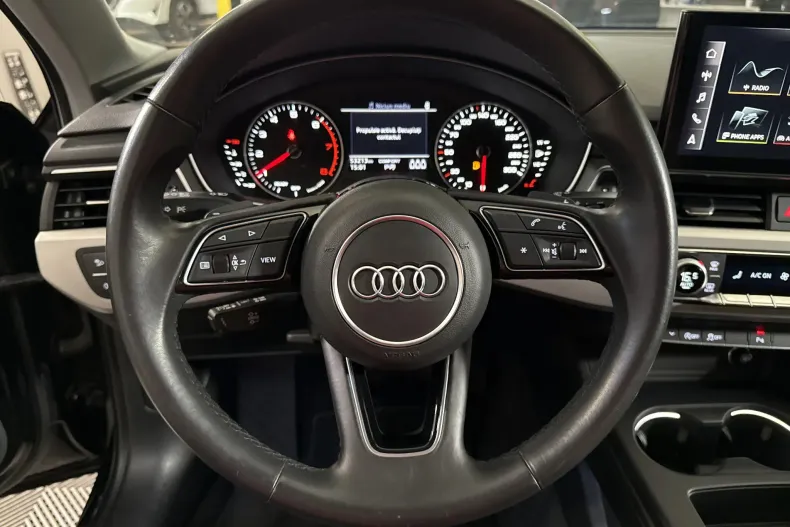 Audi A4 din 2022 cu 53.213 km - oferta AUD251047 - foto 15