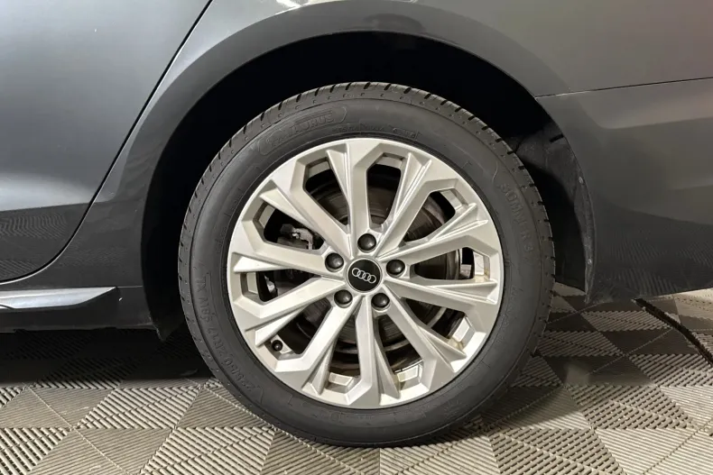 Audi A4 din 2022 cu 157.114 km - oferta AUD251048 - foto 13