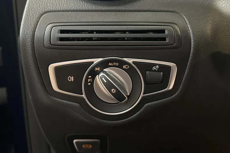 Mercedes-Benz GLC din 2022 cu 102.465 km - oferta MER251050 - foto 15