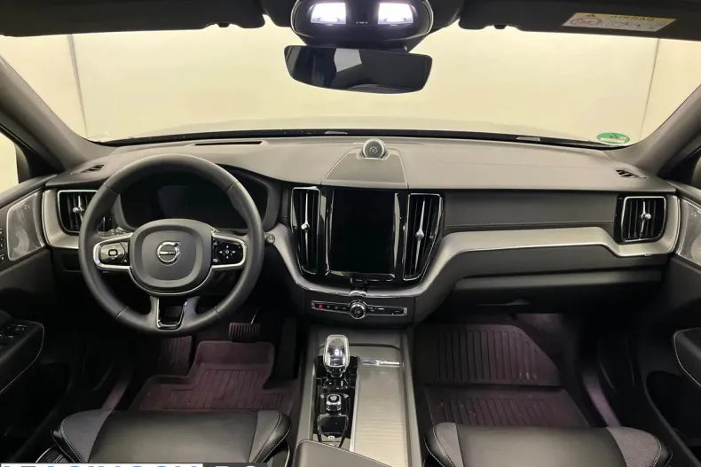 Volvo XC60 din 2023 cu 164.729 km - oferta VOL251055 - foto 3