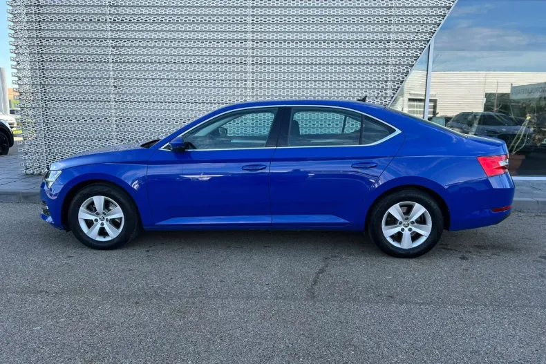 Skoda Superb din 2023 cu 71.261 km - oferta SKO251057 - foto 6