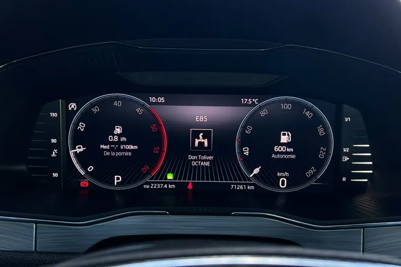 Skoda Superb din 2023 cu 71.261 km - oferta SKO251057 - foto 22