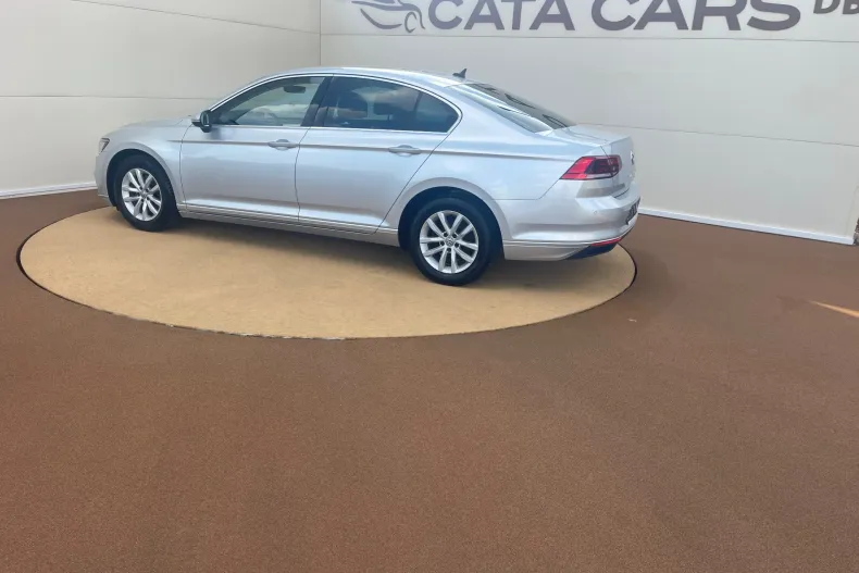 Volkswagen Passat din 2020 cu 160.000 km - oferta VOL251058 - foto 9