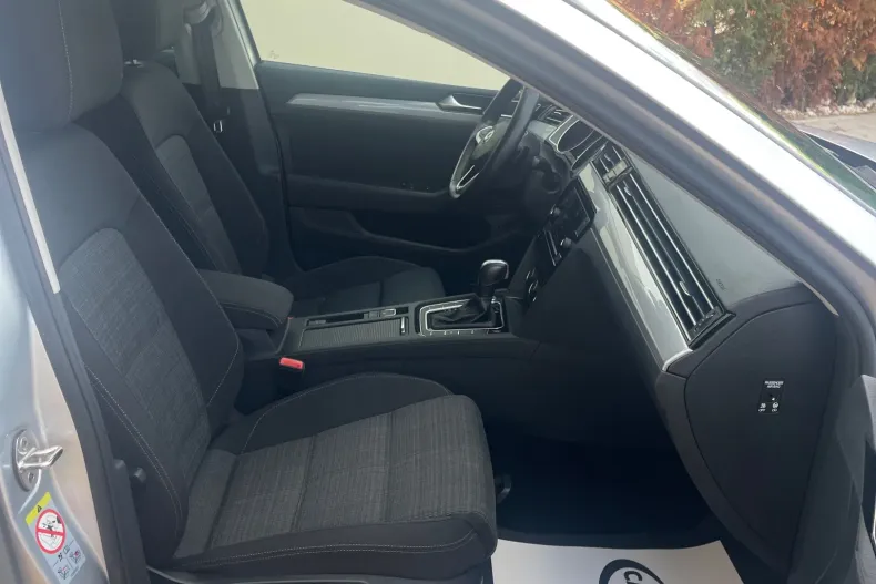 Volkswagen Passat din 2020 cu 160.000 km - oferta VOL251058 - foto 23