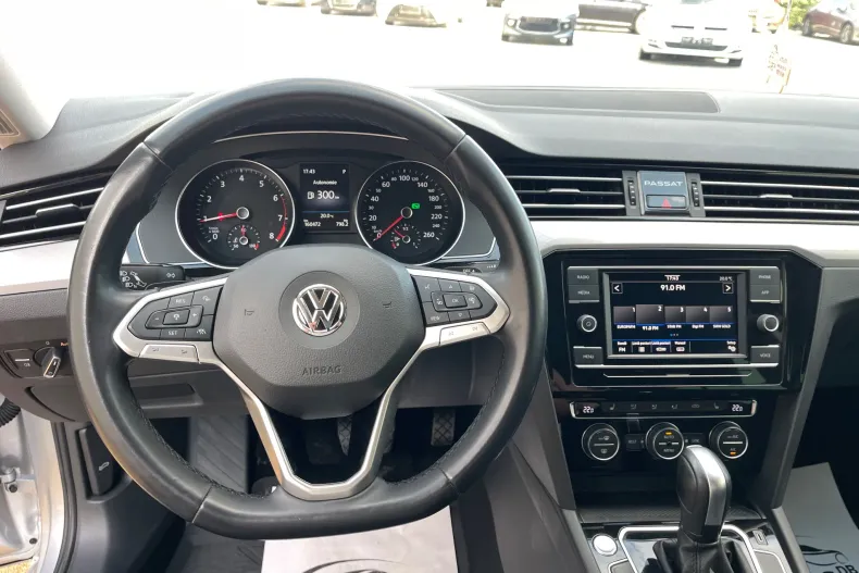 Volkswagen Passat din 2020 cu 160.000 km - oferta VOL251058 - foto 37