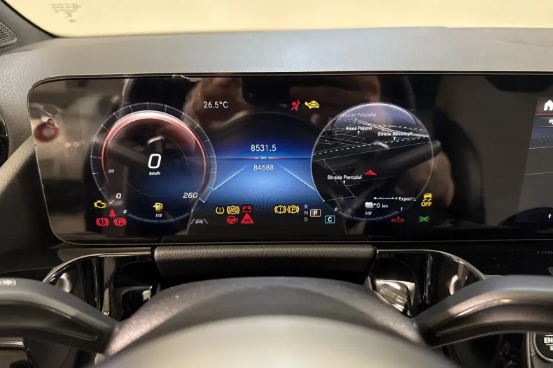 Mercedes-Benz GLA din 2021 cu 84.688 km - oferta MER251066 - foto 10