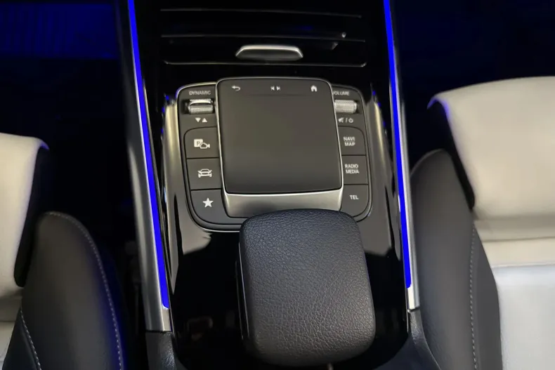 Mercedes-Benz GLA din 2021 cu 84.688 km - oferta MER251066 - foto 17