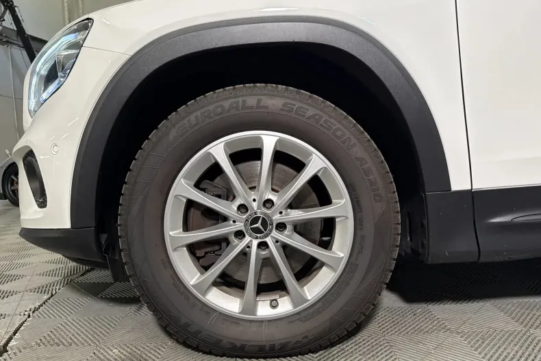 Mercedes-Benz GLB din 2020 cu 47.795 km - oferta MER251072 - foto 13