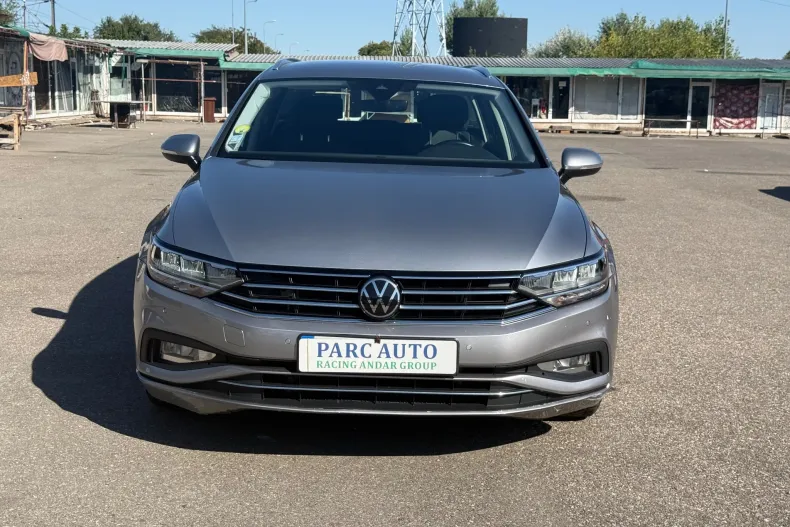 Volkswagen Passat din 2023 cu 140.630 km - oferta VOL251075 - foto 13