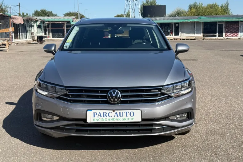 Volkswagen Passat din 2023 cu 140.630 km - oferta VOL251075 - foto 14