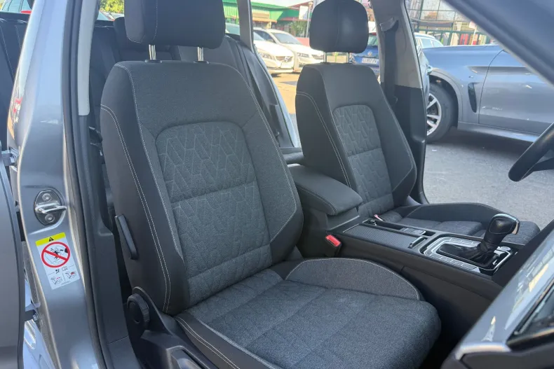 Volkswagen Passat din 2023 cu 140.630 km - oferta VOL251075 - foto 24