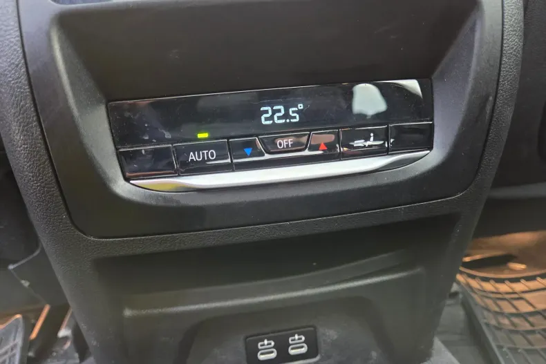 BMW iX3 (Seria X) din 2022 cu 17.000 km - oferta BMW251078 - foto 21