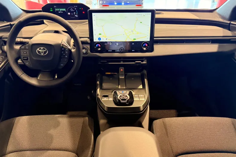 Toyota C-HR din 2026 cu 3 km - oferta TOY251079 - foto 9