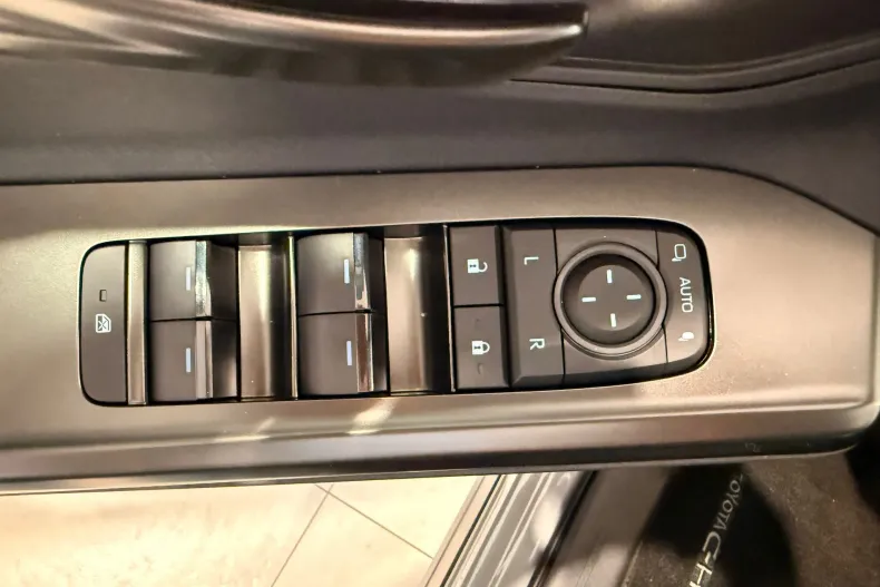 Toyota C-HR din 2026 cu 3 km - oferta TOY251079 - foto 18