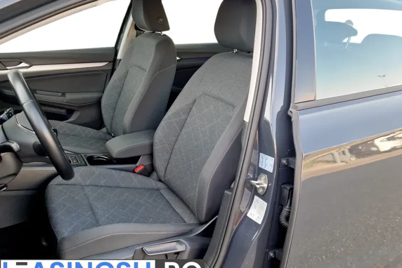 Volkswagen Golf din 2022 cu 17.323 km - oferta VOL251084 - foto 14