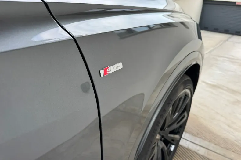 Audi Q8 din 2026 cu 10 km - oferta AUD251089 - foto 15