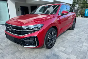 Volkswagen Touareg din 2024 - oferta VOL251090