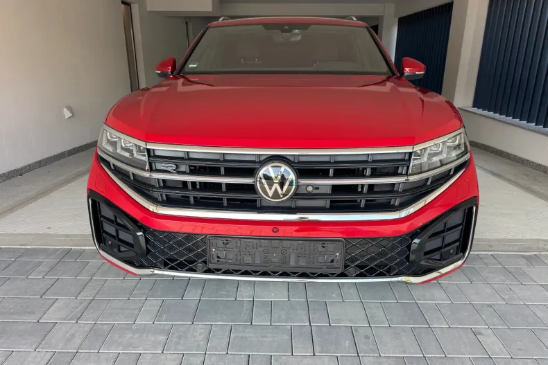 Volkswagen Touareg din 2024 cu 32.000 km - oferta VOL251090 - foto 8