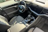 Volkswagen Touareg din 2024 cu 32.000 km - oferta VOL251090 - foto 13