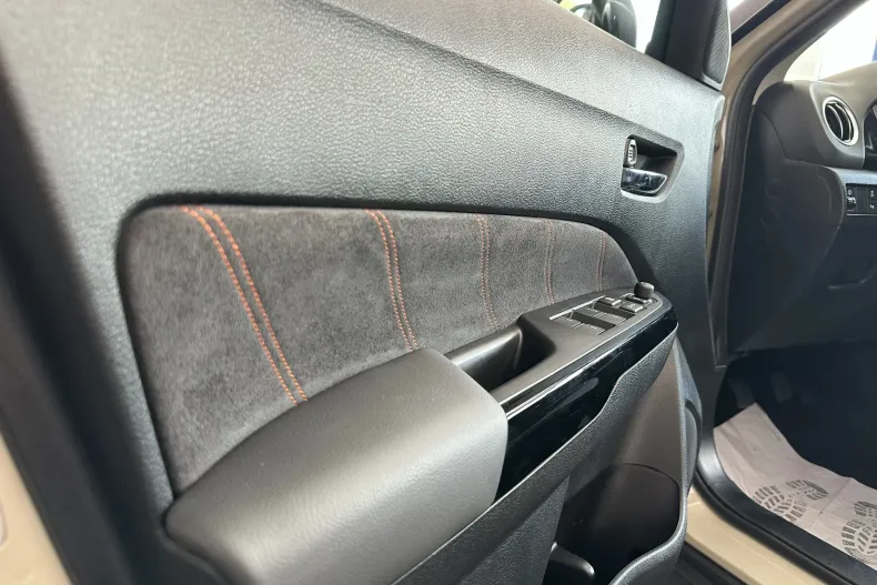 Suzuki Vitara din 2026 cu 5 km - oferta SUZ251094 - foto 10