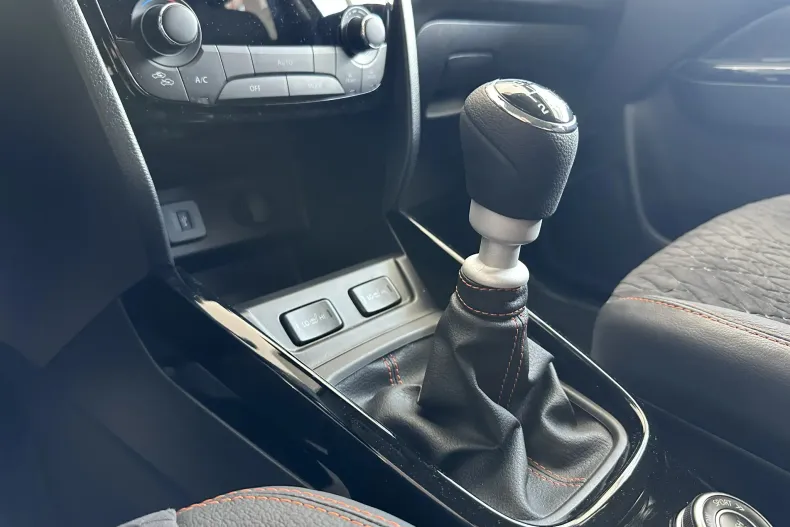 Suzuki Vitara din 2026 cu 5 km - oferta SUZ251094 - foto 12