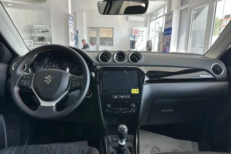 Suzuki Vitara din 2026 cu 5 km - oferta SUZ251094 - foto 18