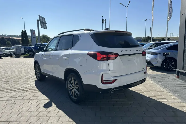 KGM Rexton din 2026 cu 6 km - oferta KGM251095 - foto 4