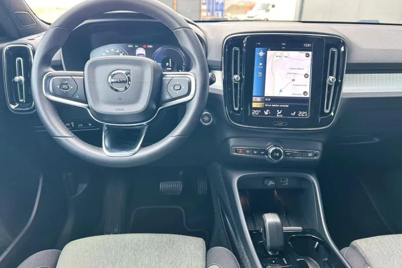 Volvo XC40 din 2022 cu 93.881 km - oferta VOL251103 - foto 16