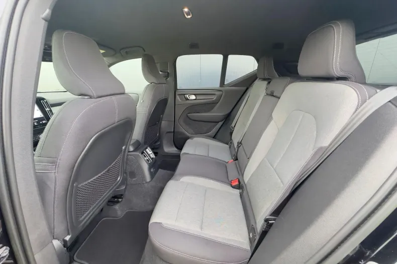 Volvo XC40 din 2022 cu 93.881 km - oferta VOL251103 - foto 18