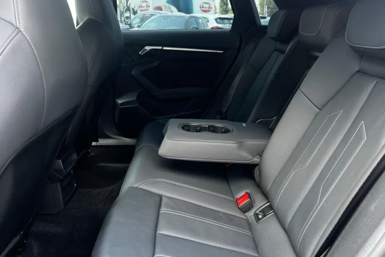 Audi Audi A3 din 2022 cu 129.751 km - oferta AUD251106 - foto 37