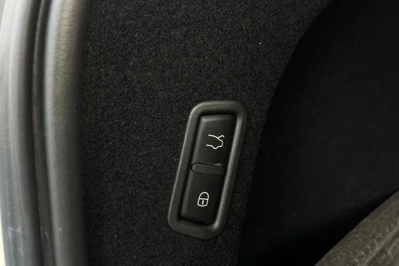 Maserati Levante din 2021 cu 58.883 km - oferta MAS251107 - foto 13