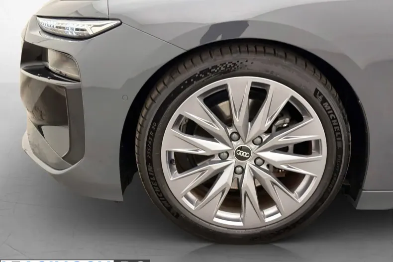 Audi A6 Sportback e-tron din 2025 cu 20.970 km - oferta AUD251116 - foto 8