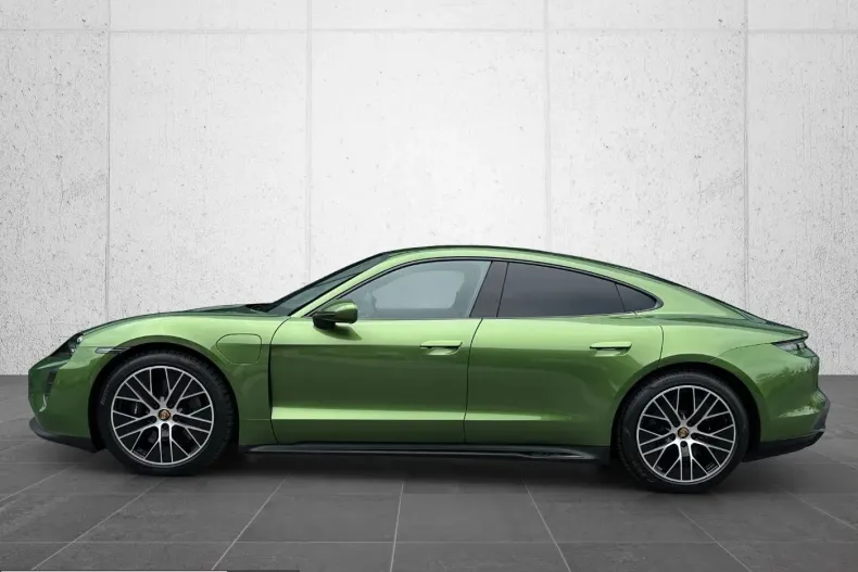 Porsche Taycan din 2023 cu 46.600 km - oferta POR251117 - foto 6